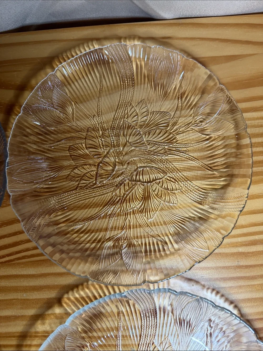 Vintage Arcoroc France Canterbury Crocus Glass 7.5” Bread Plates Set of 4 MCM